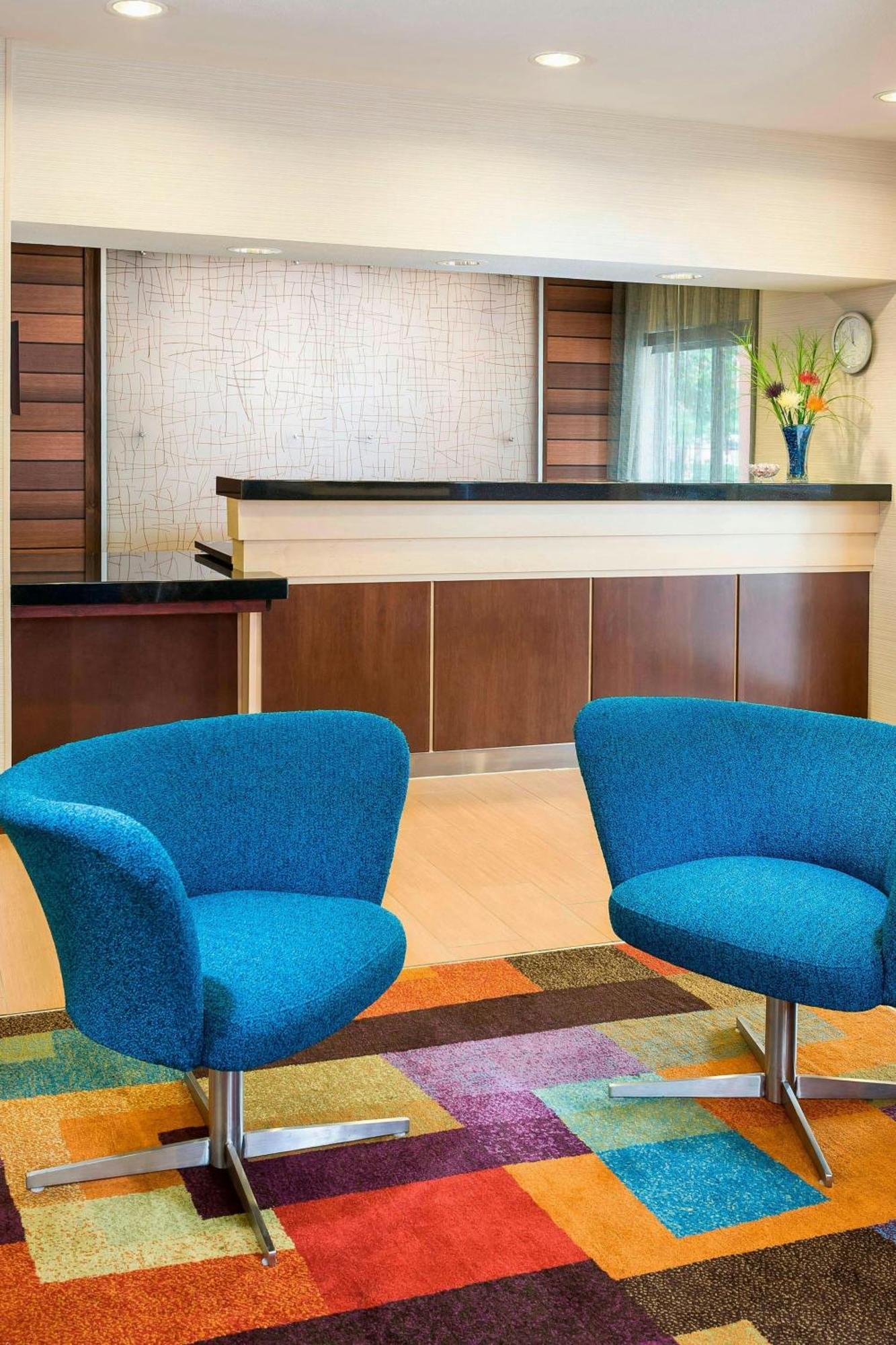 Fairfield Inn & Suites Dallas Park Central Buitenkant foto